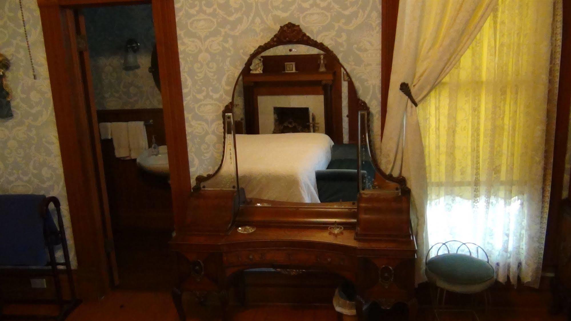 Angel Rose Bed And Breakfast Rockport Exterior photo